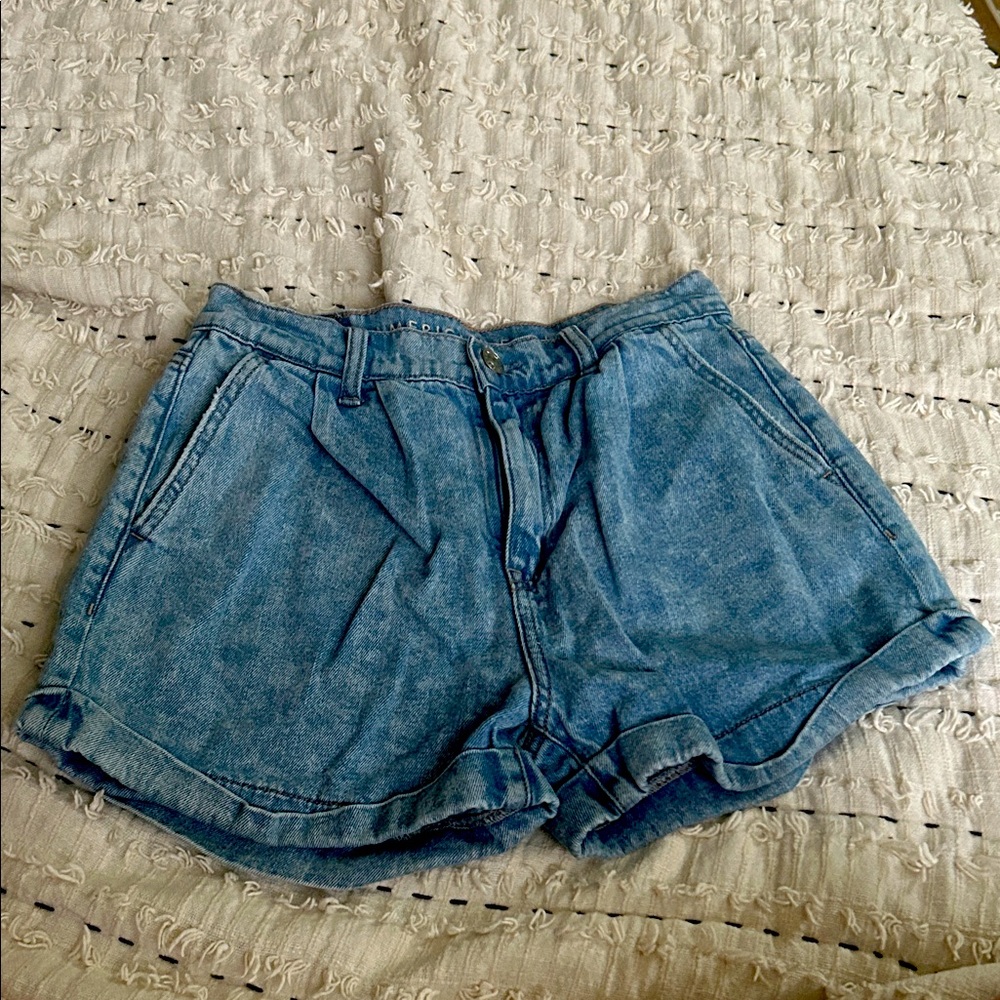 American Eagle Outfitters Light Blue Jean Shorts